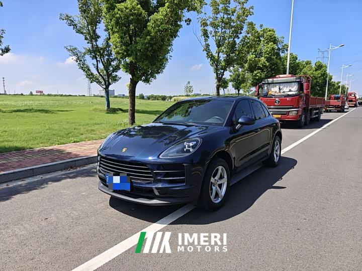 Porsche Macan 2.0T - автомобиль из Китая
