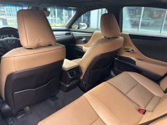 Lexus ES 200 Edition - фото 9