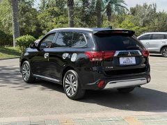 2.0L 2WD Edition 7 - фото 9