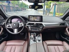 BMW 5 540i Edition M - фото 10