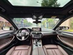 BMW 5 540i Edition M - фото 12