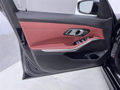 BMW 3 Series 325i M Sports Package - фото 17