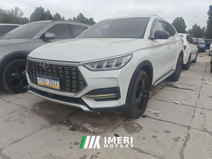 BYD PLUS 1.5T Luxury Version - автомобиль из Китая