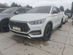 BYD PLUS 1.5T Luxury Version - фото 1