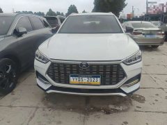 BYD PLUS 1.5T Luxury Version - фото 2