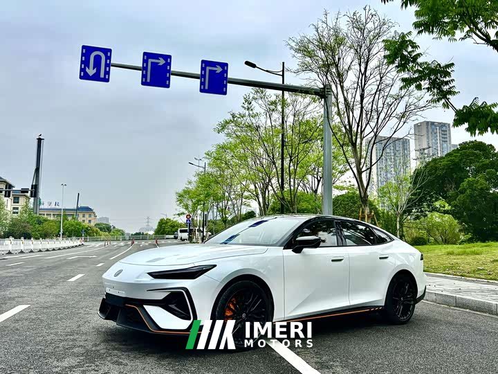 Changan UNI-V 2.0T Version