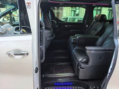 Toyota 2.5L HVPremium Edition - фото 10