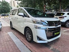 Toyota 2.5L HVPremium Edition - фото 3