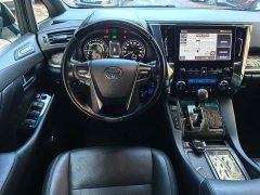 Toyota 2.5L HVPremium Edition - фото 9