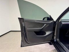 Tesla Model Y long-range all-wheel drive version - фото 15