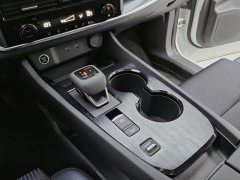 Nissan 1.3T CVTLuxury Edition - фото 15
