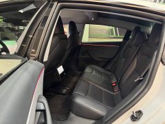 Tesla Model 3 Edition - фото 12