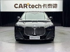 BMW 7 Series 2023 735Li M Sports Package - фото 3