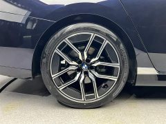 BMW 7 Series 2023 735Li M Sports Package - фото 9
