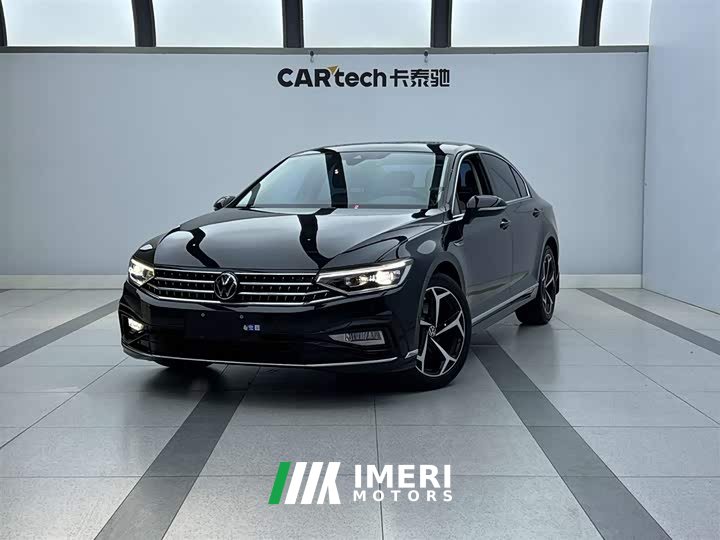Volkswagen Magotan 2023 2 Million Edition 330TSI DSG Luxury - автомобиль из Китая
