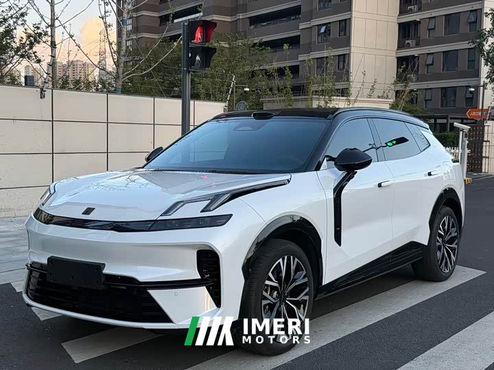 Lynk & Co 08 EM-P 160Long RangeMax