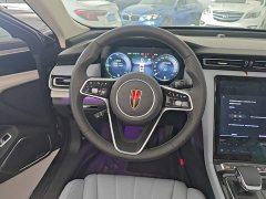 Hongqi H5 PHEV 170 Edition - фото 11