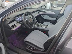 Hongqi H5 PHEV 170 Edition - фото 15