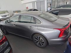 Hongqi H5 PHEV 170 Edition - фото 5