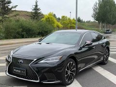 Lexus LS 500h Edition - фото 1