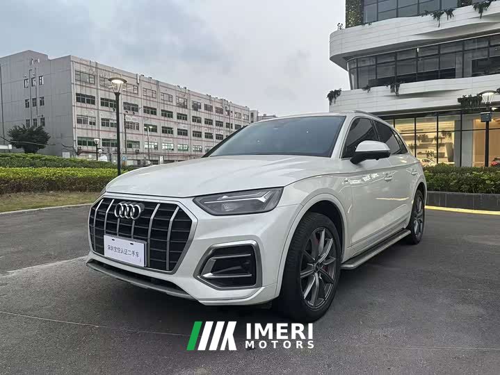 Audi Q5L 40T Luxury Version - автомобиль из Китая