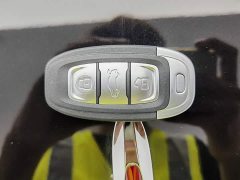 Hongqi E-QM5 Edition - фото 19