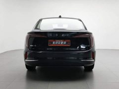 Hongqi E-QM5 Edition - фото 4
