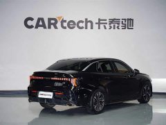 Lynk & Co 03 1.5TD DCT Plus - фото 4