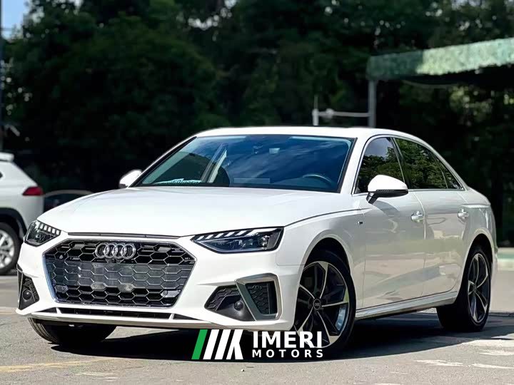 Audi A4L 40 TFSI Fashion Version - автомобиль из Китая