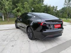 Tesla Model 3 Edition - фото 6
