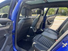 Volkswagen Passat Variant 2021 2.0T Executive - фото 14