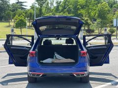 Volkswagen Passat Variant 2021 2.0T Executive - фото 9