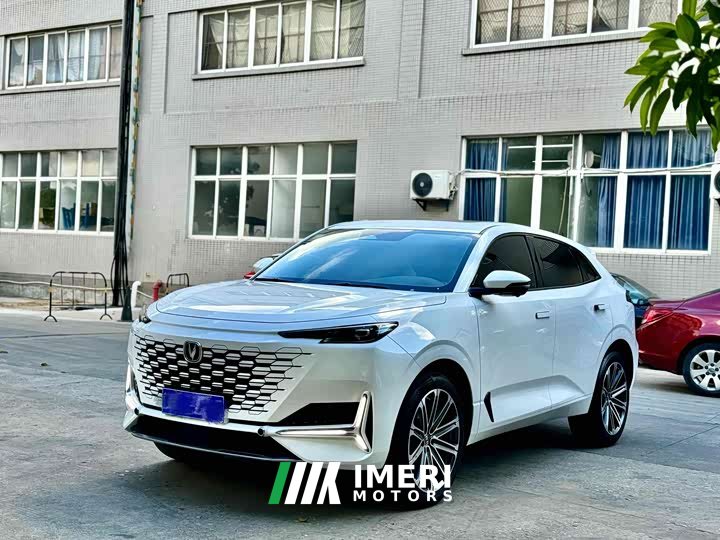 Changan UNI-K 2.0T Premium Version - автомобиль из Китая