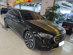 Mercedes-Benz E 300 L Luxury Version - фото 3