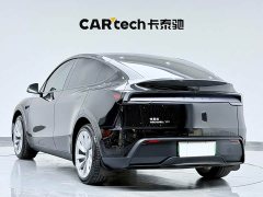 Tesla Model Y Long Range Edition - фото 6