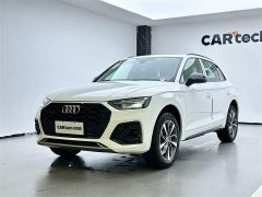 Audi Q5L 2024 40 TFSI luxury and dynamic - фото 1