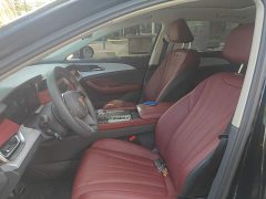 Hongqi H5 PHEV 170 Edition - фото 11