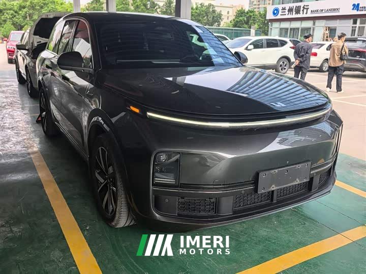 Li Auto Ideal L8 Pro - автомобиль из Китая