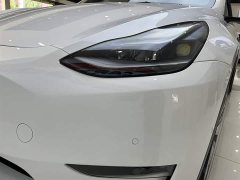 Tesla Model Y standard range rear-wheel drive version - фото 6