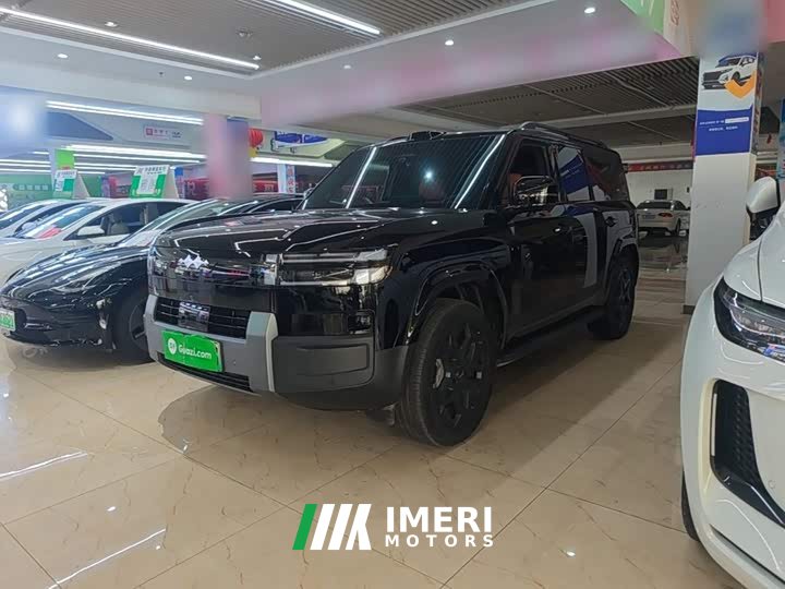 7 190KMAWDUltra Edition - автомобиль из Китая