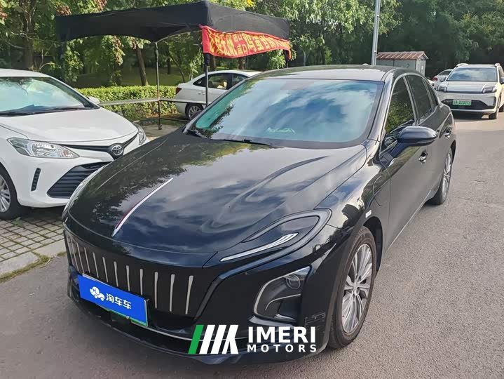 Hongqi E-QM5 431km Edition - автомобиль из Китая