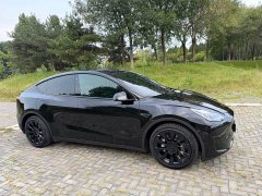 Tesla Model Y Edition - фото 4