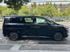 Hongqi HQ9 PHEV 2.0T AWDLuxury Edition - фото 4