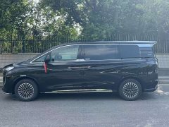 Hongqi HQ9 PHEV 2.0T AWDLuxury Edition - фото 8