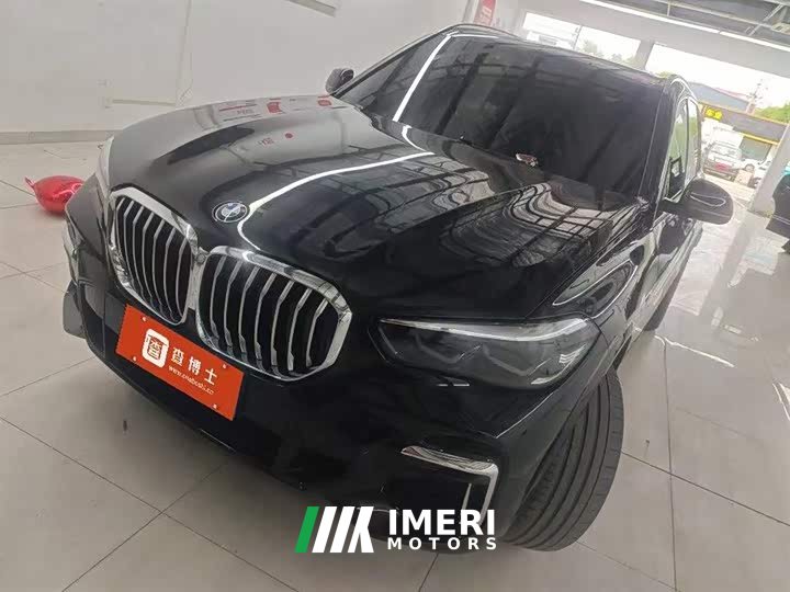 BMW X5 xDrive 30Li M Sports Package - автомобиль из Китая