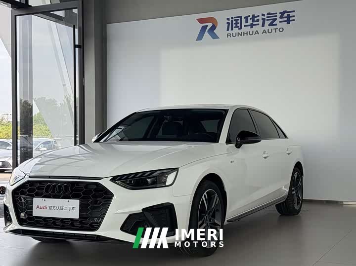 Audi A4L 40 TFSI Luxury Version - автомобиль из Китая