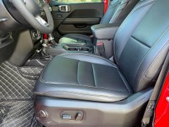 Mercedes-Benz Wrangler 2.0T Sahara four-door version - фото 13
