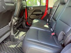 Mercedes-Benz Wrangler 2.0T Sahara four-door version - фото 20