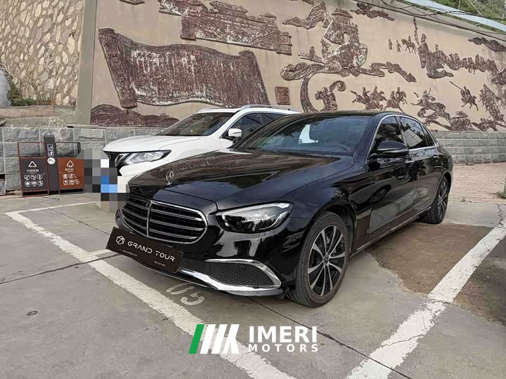 Mercedes-Benz E 350 e L - автомобиль из Китая