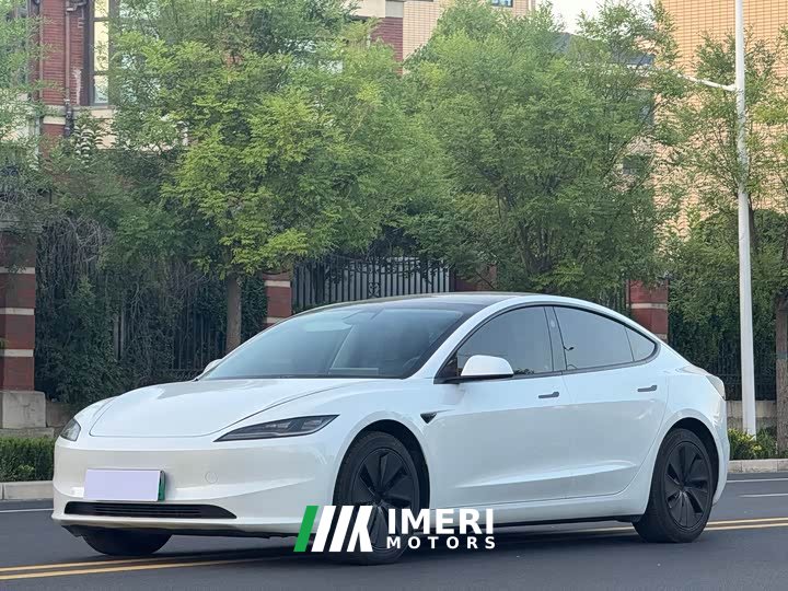 Tesla Model 3 Edition - автомобиль из Китая